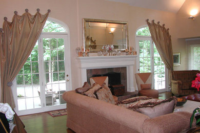 Transitional family room photo in Cleveland