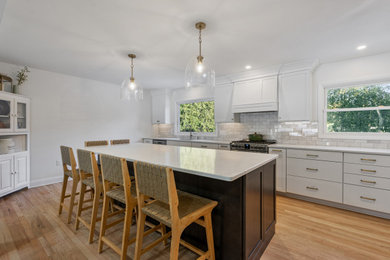 Example of a trendy kitchen design in Boston