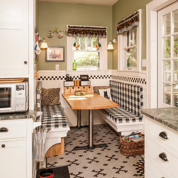Stylish update of traditional kitchen
