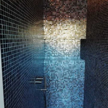 Doccia di un bagno in camera ristrutturato - Busto Arsizio