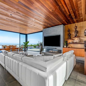 Oceanfront Home Captures Nature’s Drama with NanaWall Stacking Glass Doors