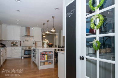 Inspiration for a timeless home design remodel in St Louis