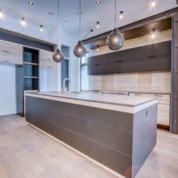 Custom house - Products