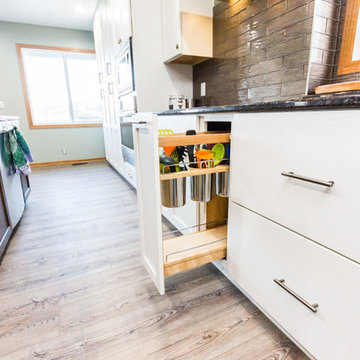 Woodbridge Transitional Kitchen Remodel
