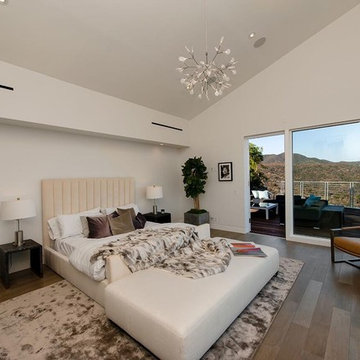 Pacific Palisades Hilltop Luxury Remodel