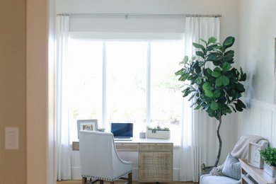 Example of a classic home office design in Salt Lake City