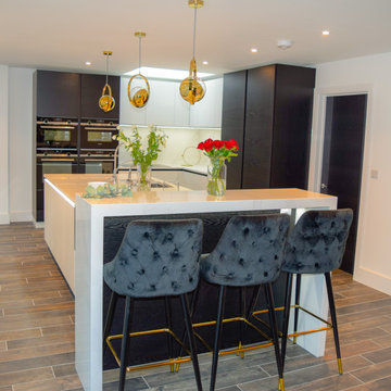 Social and stylish kitchen in Bournemouth