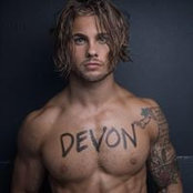 Devon Lévesque's photo