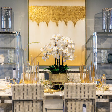"All That Glitters" Holiday Tablescape from Robb & Stucky Designers