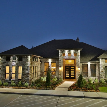 New Model Home & Sales Center