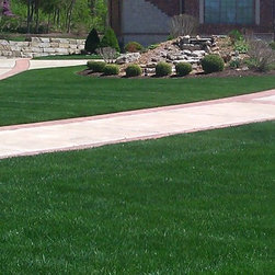 Circle Driveway Water fall - Lifestyle And Leisure
