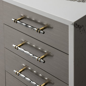 Bloomfield Hills Modern Kitchen