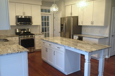 Example of a classic kitchen design in New York