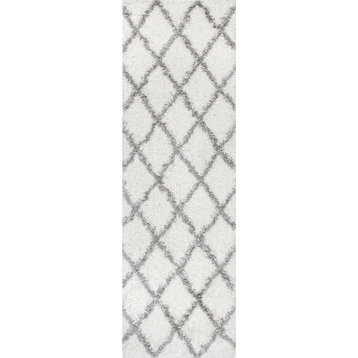 Soft and Plush Diamond Trellis Moroccan Lattice Shag Rug, 2'8"x8'