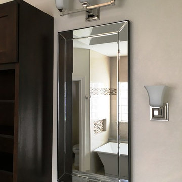 MASTER BATHROOM - Free Standing Tub / Crema Marfil Tile / White Reef Granite