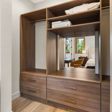 Custom Closet