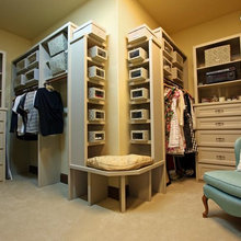 :: Closet ::