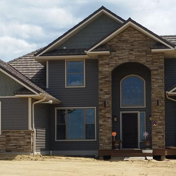 Seamless Steel Siding & Versetta Stone