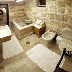 Master Bathrooms in antique limestone - Tile