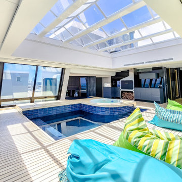 Yacht House