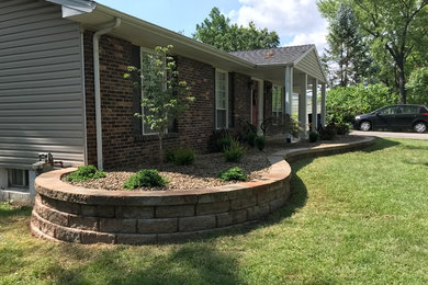Maryland Heights: Front yard landscape renovation. New retaining wall/landscape