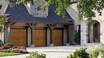 Tuscany with Closed Arch top in Golden Oak