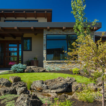 Contemporary Highlands home in Bend, OR