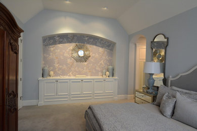 Inspiration for a large timeless home design remodel in Portland