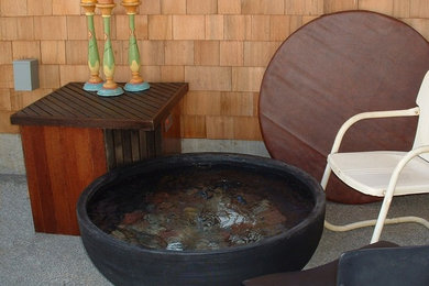 Covered Patio with Foot Spa