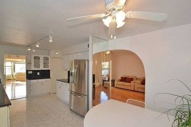 Example of a minimalist home design design in New York
