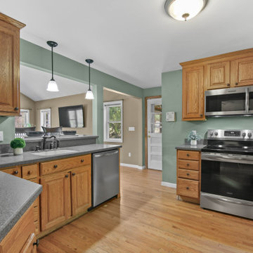 877 Chestnut Hill Road, Glastonbury, CT 06073
