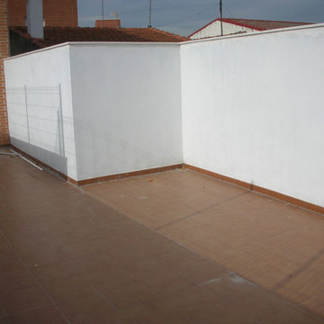 Edificio 4 apartamentos, 242,05 metros cuadrados.