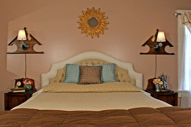 Inspiration for a timeless bedroom remodel in Los Angeles