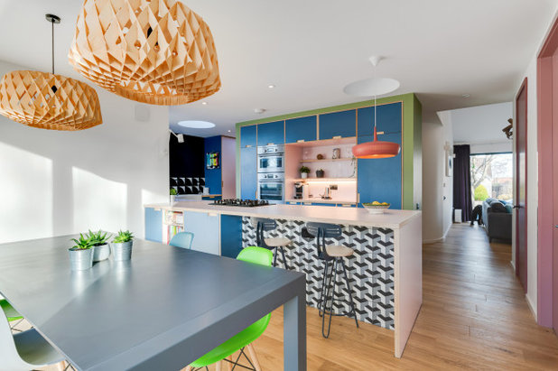 Kitchen by RKA Architectural Design Studio