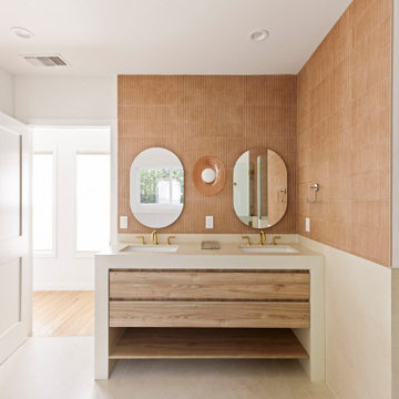 mid-century meets transitional home in Glendale, CA
