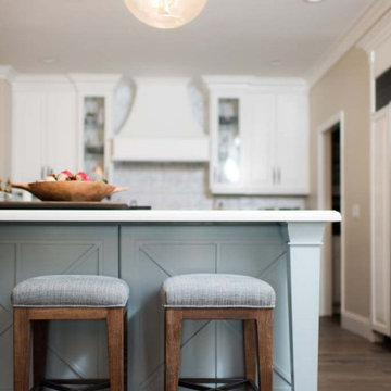 JONIK COUNTER STOOLS