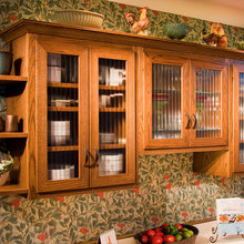 Oak kitchen cabinets