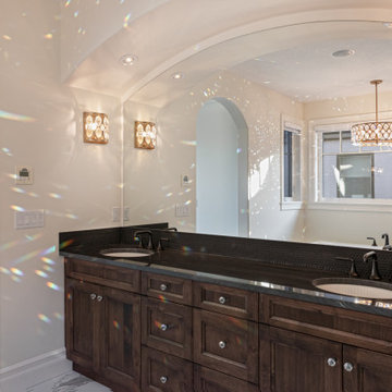 Edmonton Strathearn - Interior Renovation