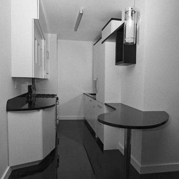 New York City Kitchen: Mirror and Golden Proportions