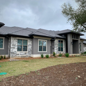 Elegant Transitional exterior