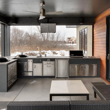 Outdoor Kitchen