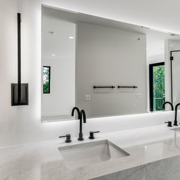 End Unit - Transitional Modern Luxury Rowhome Heritage Place Naperville, IL