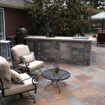 Outdoor Kitchens