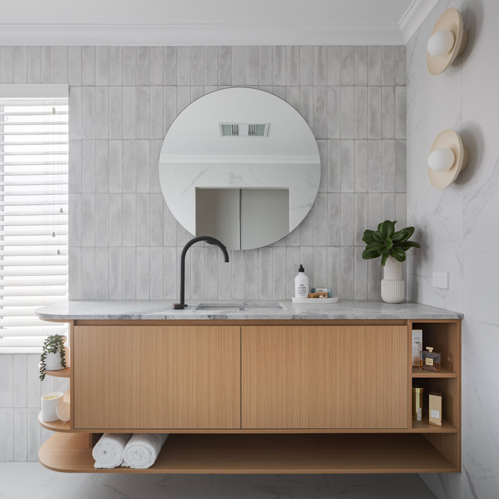 75 Beautiful White Bathroom Ideas & Designs - April 2024 | Houzz AU