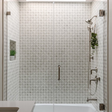 Via Canarias Guest Bathrooms