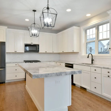 Beautiful Row-homes Ideally located in Downtown Arlington Heights