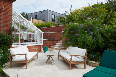 Photo of an eclectic patio in Hampshire.