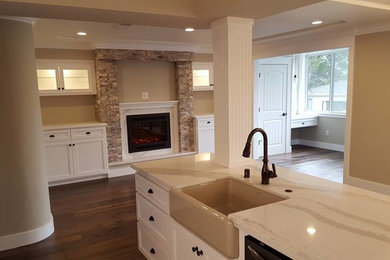 Mountain style home design photo in San Francisco