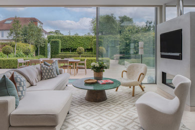 Design ideas for a classic living room in London.