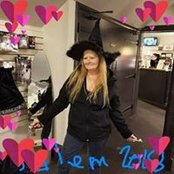 Lorraine Cole's photo
